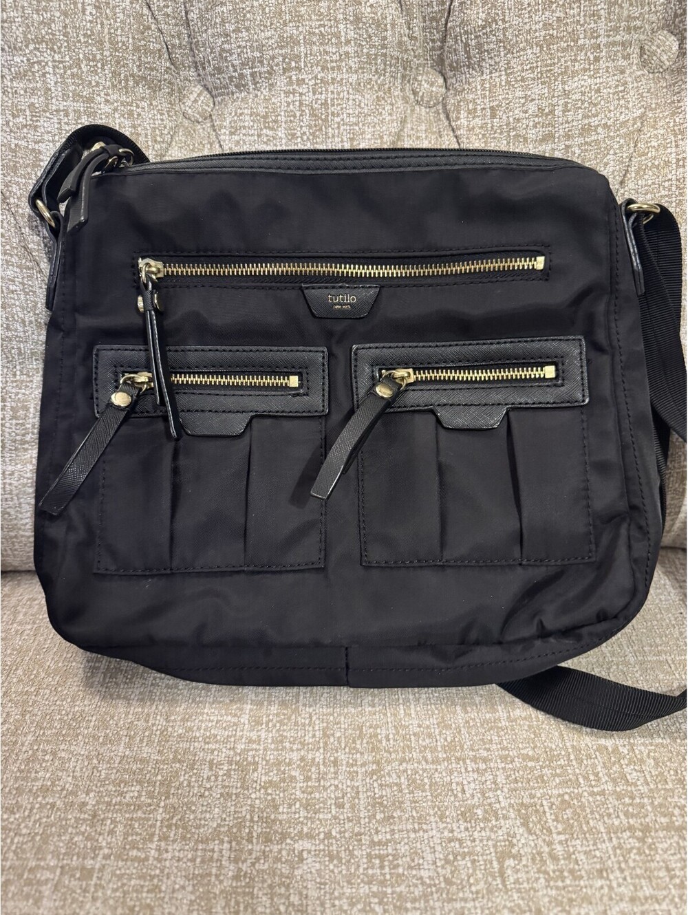 Tutilo New York Boost Black Nylon Crossbody Bag Multi Pocket Organizer Travel